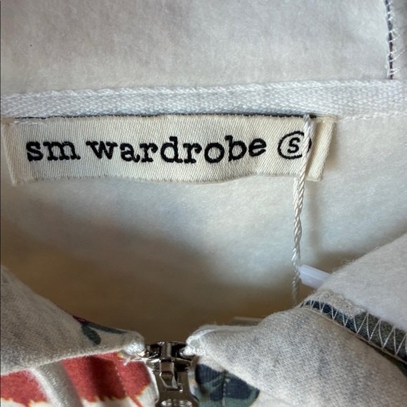 SM Wardrobe Dog Print Zip-Up Sz. S Hoodie NWT‎ - Picture 2 of 14